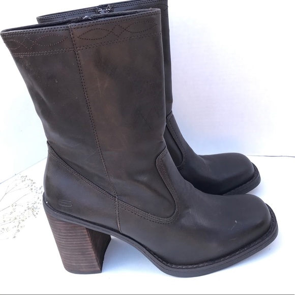 SOLD-Vintage Skecher brown leather boot - Picture 4 of 10